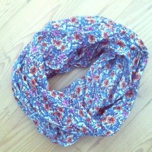 AEO Infinity Scarf